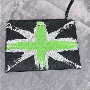 Michael Kors Wristlet Wallet